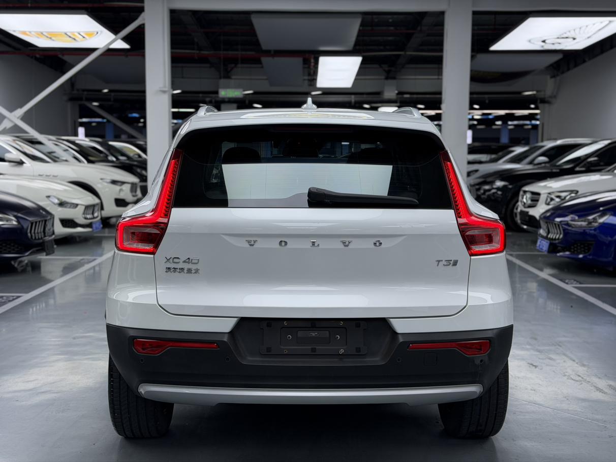 Volvo XC40 2020 T3 2WD Vision Luxury