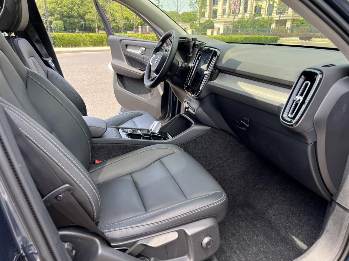 Volvo XC40 2021 T4 4WD Vision Luxury