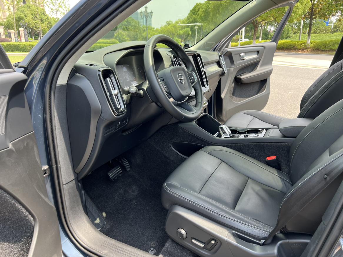 Volvo XC40 2021 T4 4WD Vision Luxury
