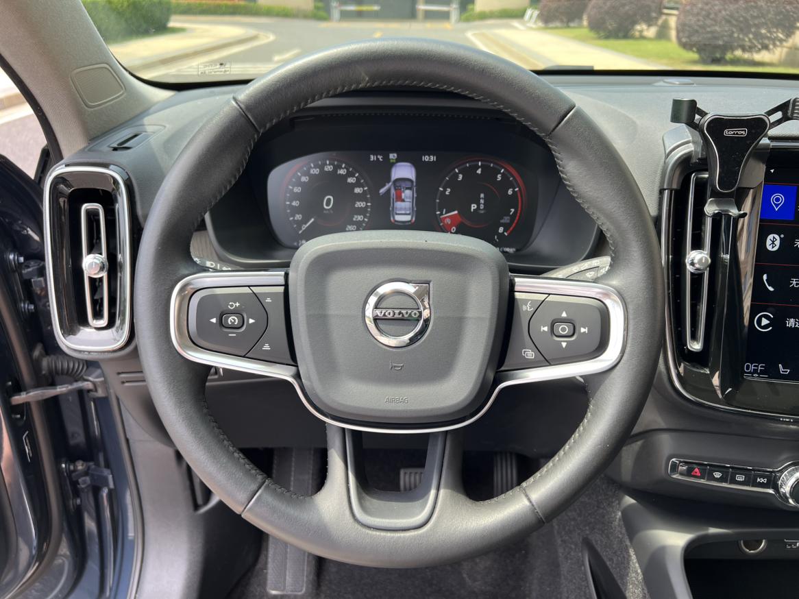 Volvo XC40 2021 T4 4WD Vision Luxury