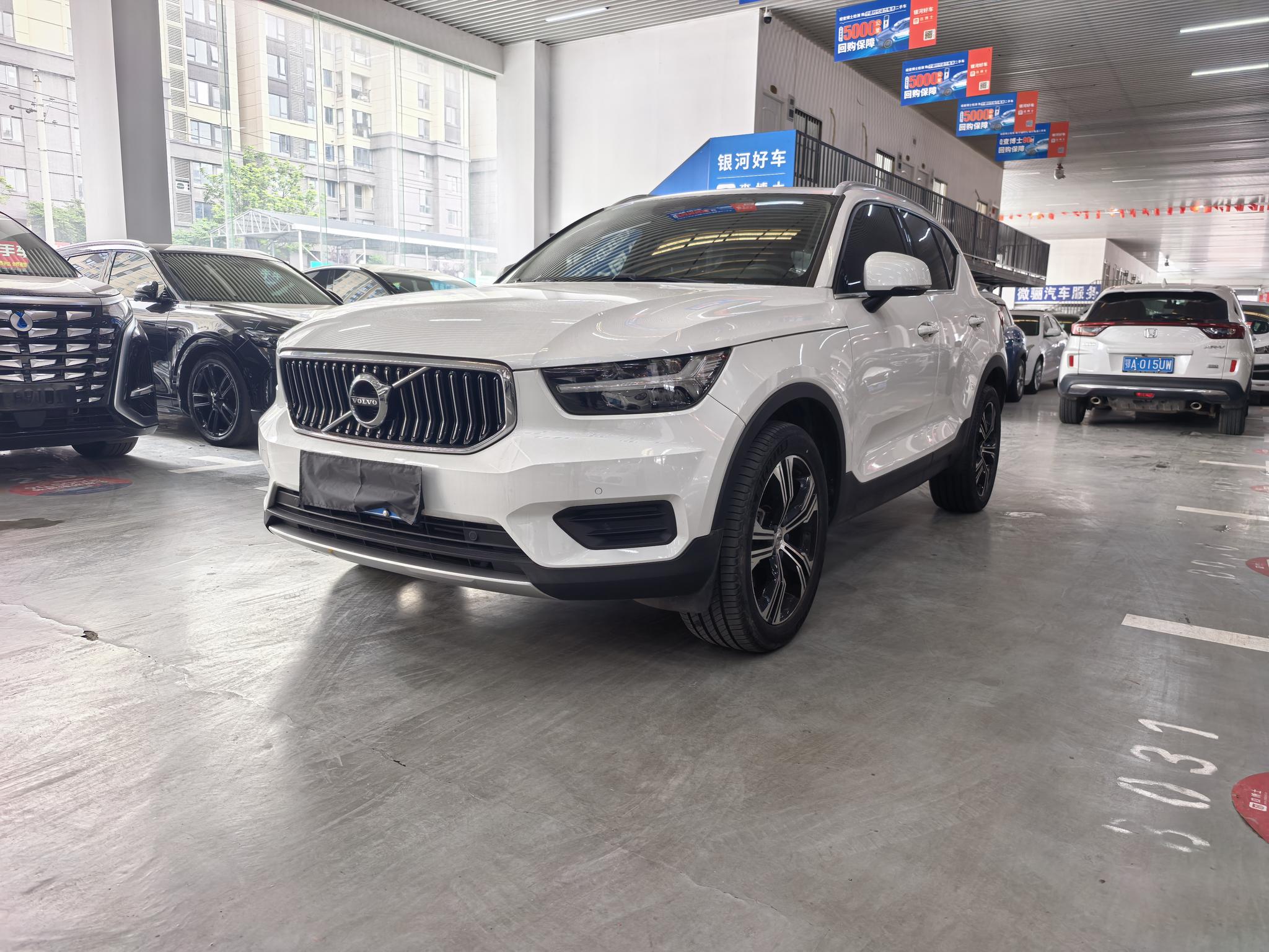 Volvo XC40 2022 T4 4WD Vision Luxury