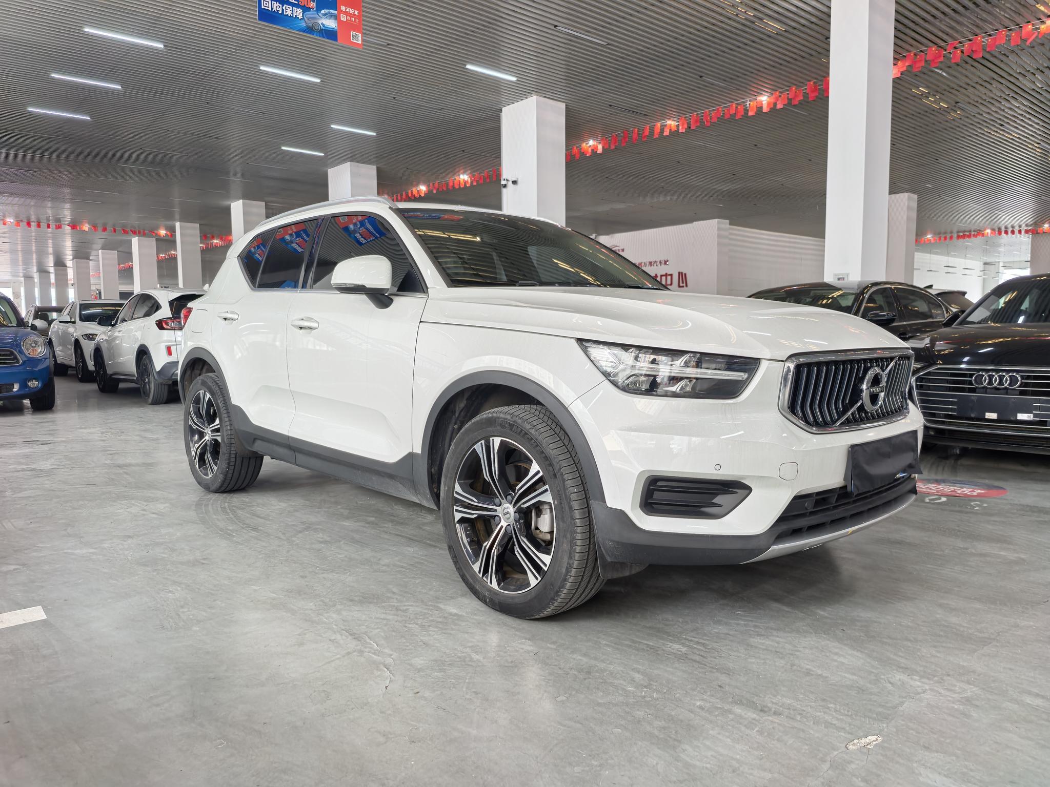 Volvo XC40 2022 T4 4WD Vision Luxury