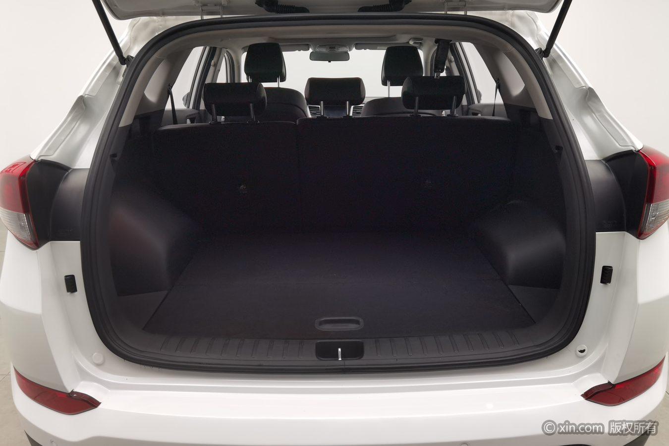 Hyundai Tucson 2018 1.6T DCT 2WD 15 Anniversary