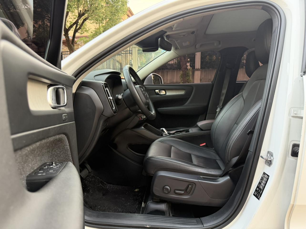 Volvo XC40 2021 T4 4WD Vision Luxury