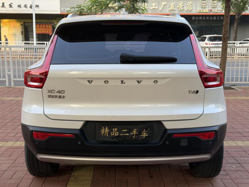 Volvo XC40 2021 T4 4WD Vision Luxury