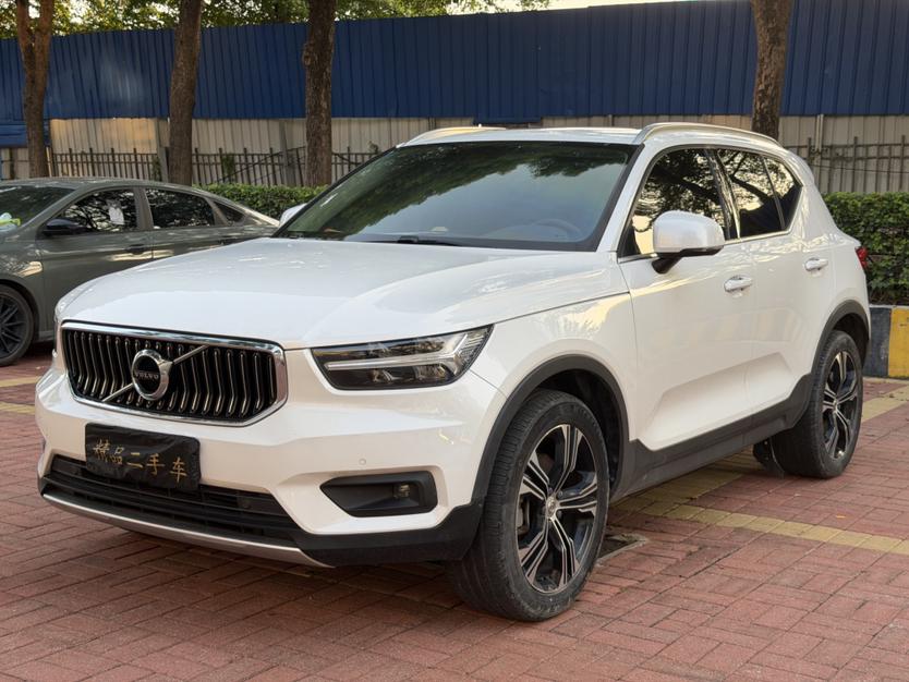 Volvo XC40 2021 T4 4WD Vision Luxury