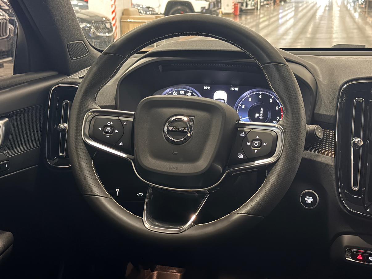 Volvo XC40 2021 T4 4WD Smart Long Sport