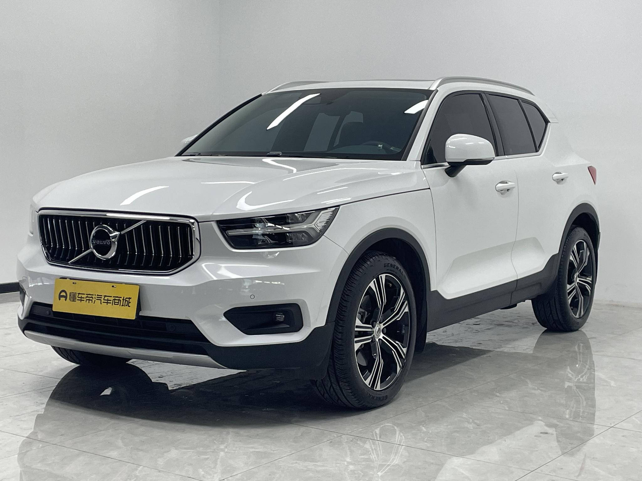 Volvo XC40 2020 T4 4WD Smart Elegant Luxury