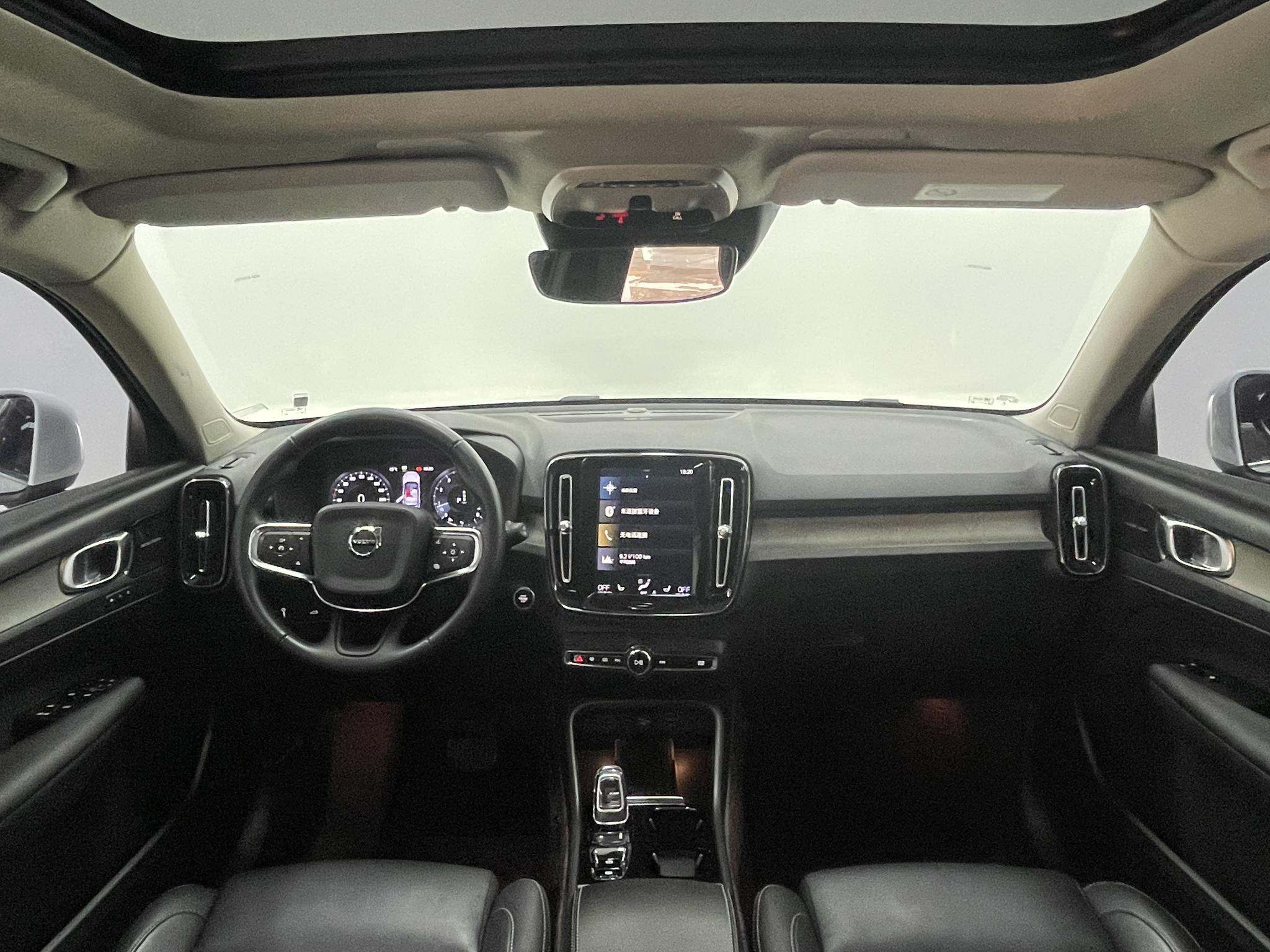 Volvo XC40 2020 T4 4WD Smart Elegant Luxury