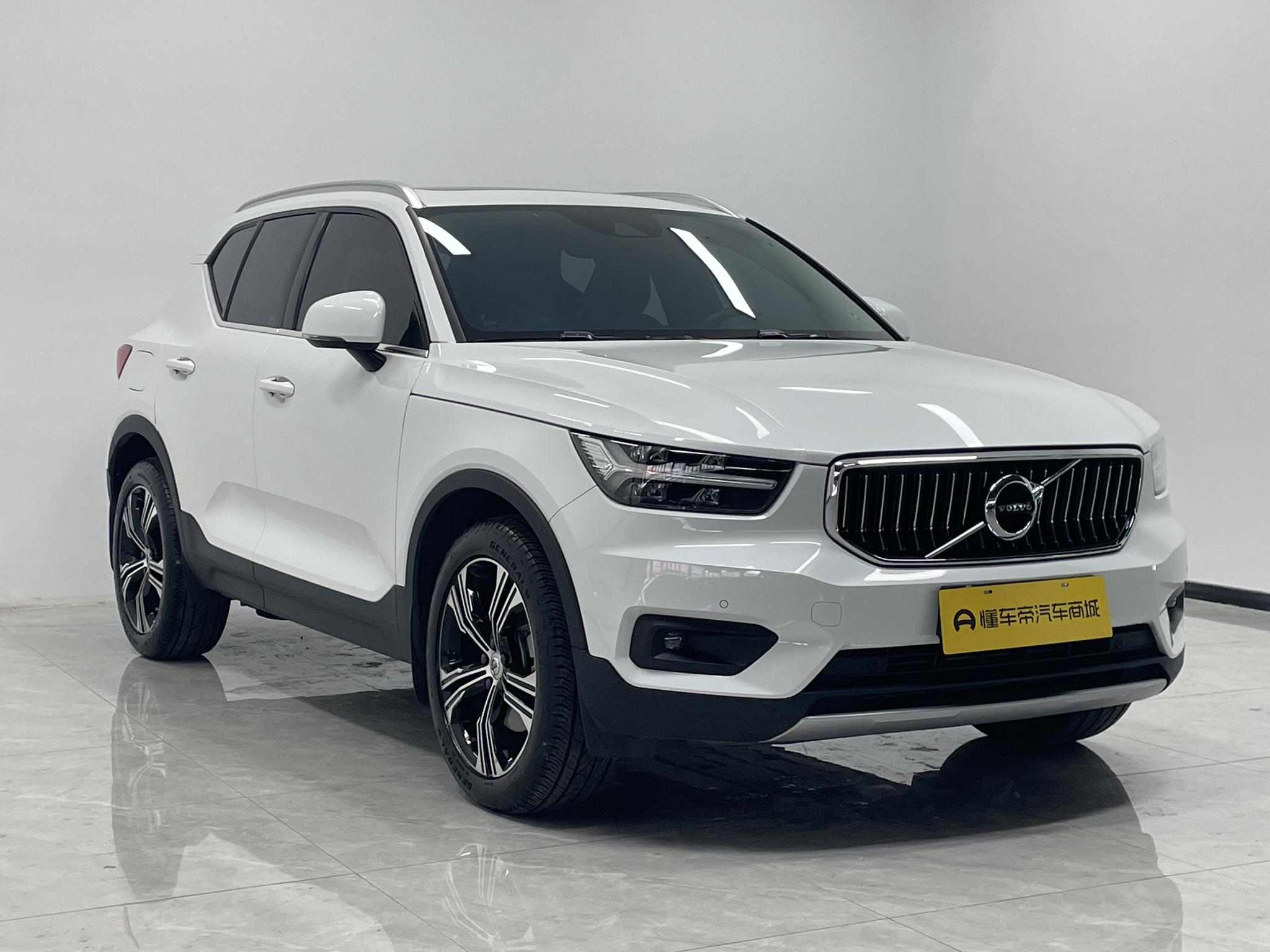 Volvo XC40 2020 T4 4WD Smart Elegant Luxury