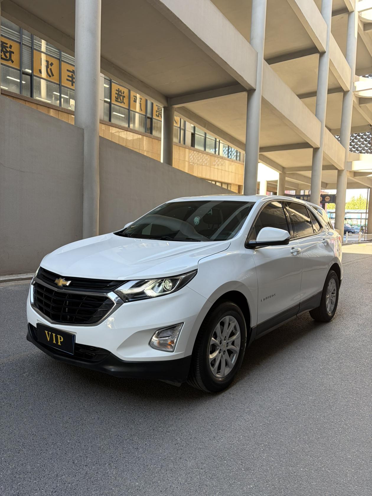 Chevrolet Equinox 2019 535T Auto Leading China VI