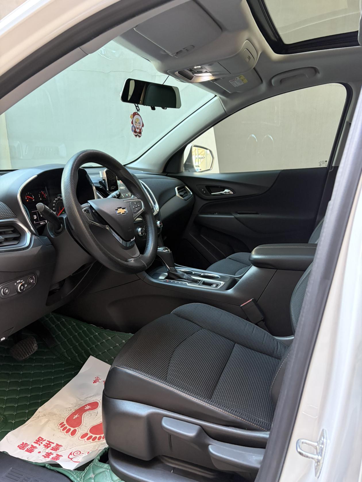 Chevrolet Equinox 2019 535T Auto Leading China VI