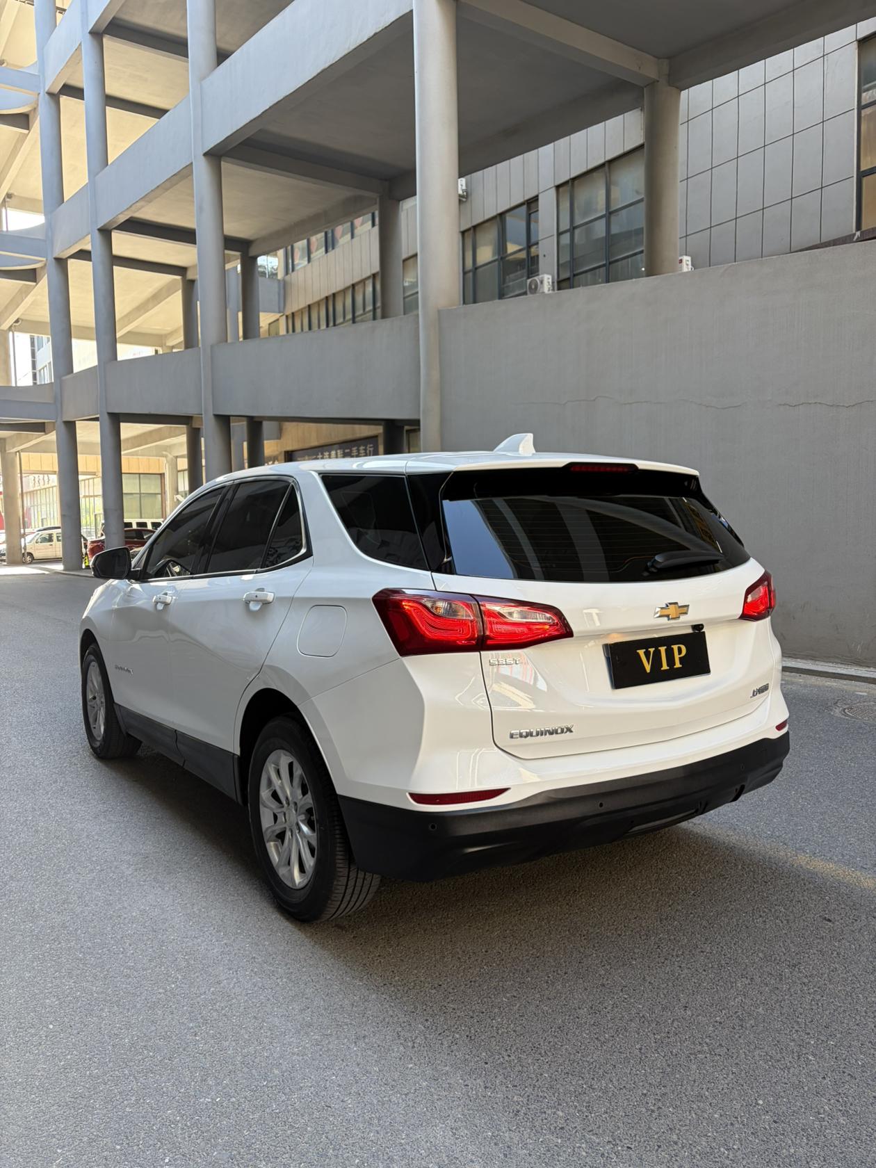 Chevrolet Equinox 2019 535T Auto Leading China VI