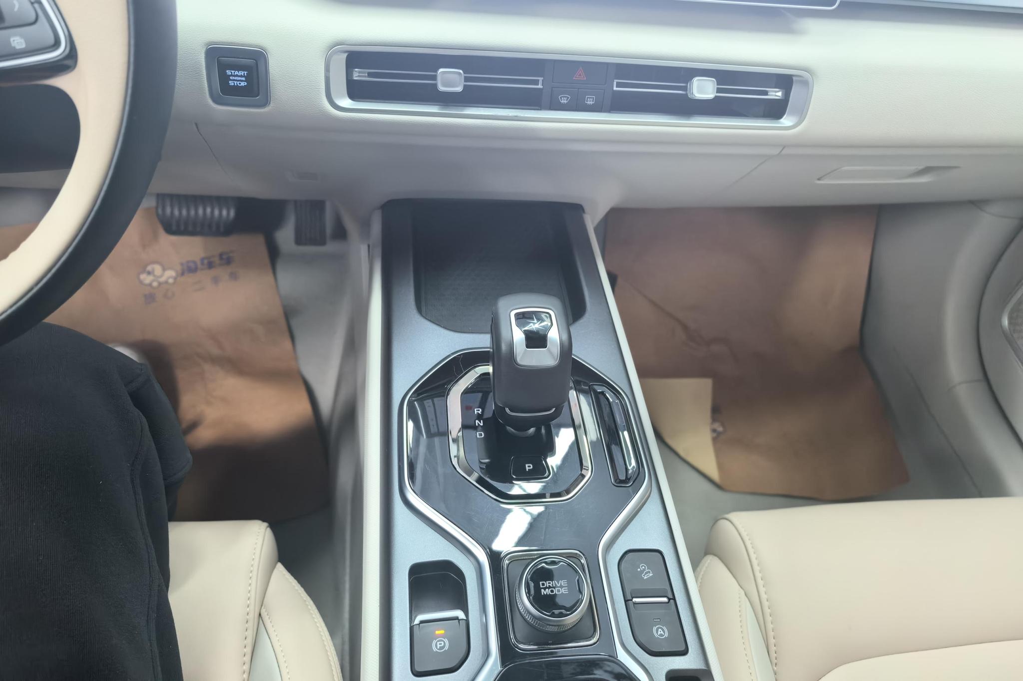 Geely ICON 2023 1.5TD