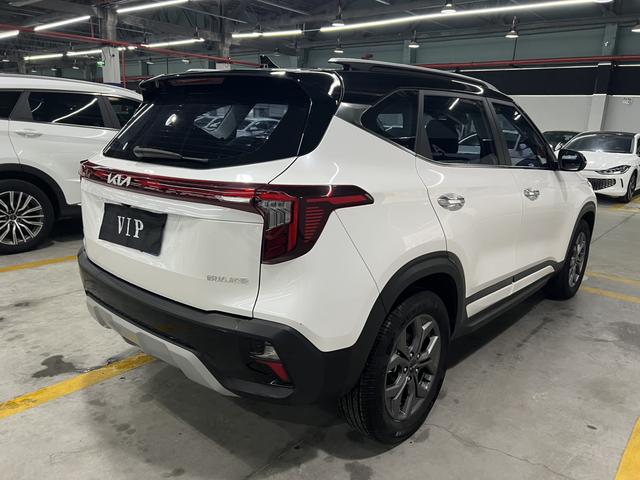 Kia 2023 1.5L IVT Luxury