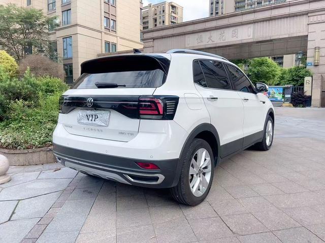 Volkswagen T-Cross 2021 280TSI DSG Comfort