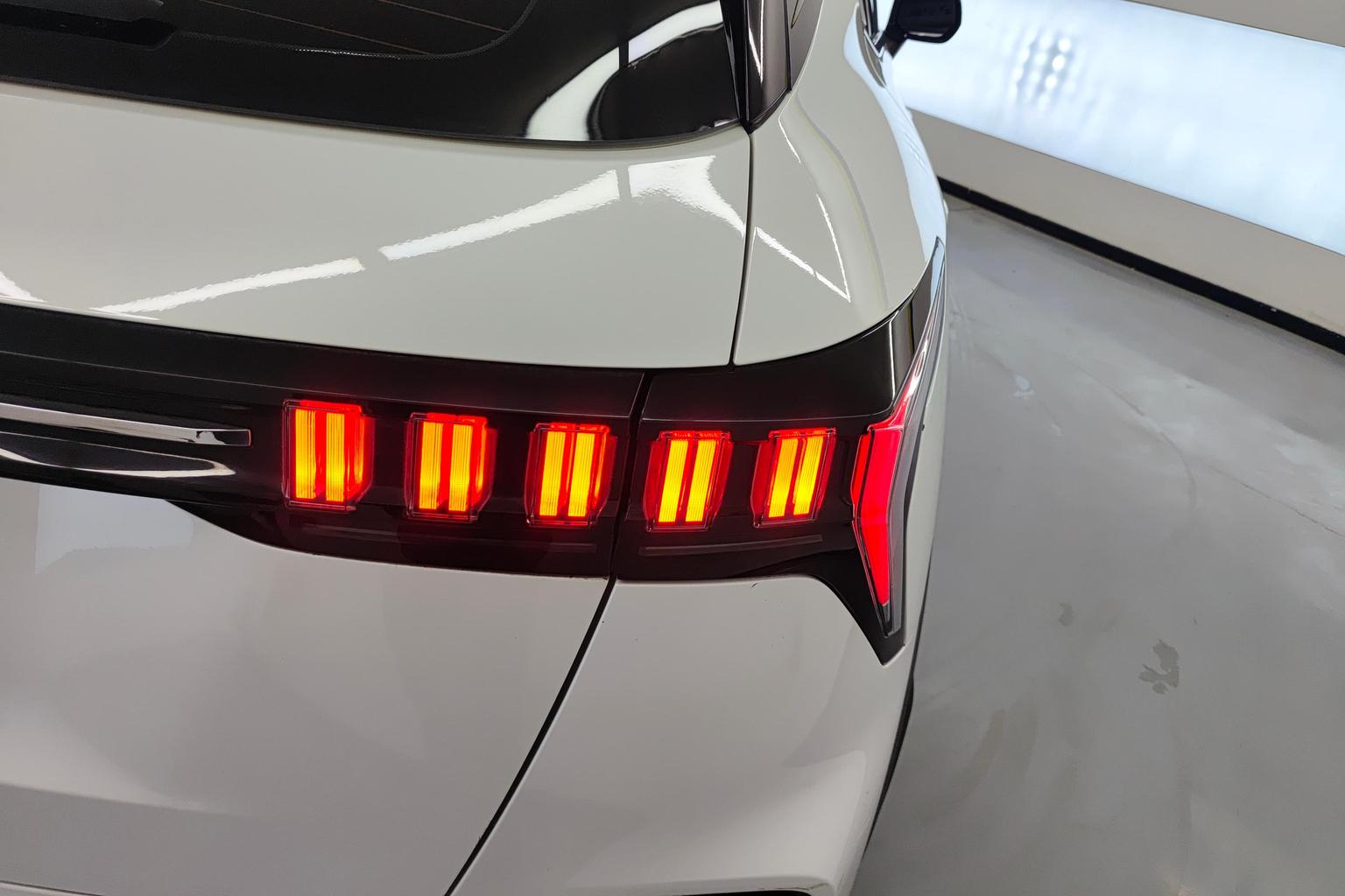 Lynk & Co 06 2020 1.5T Shine Halo