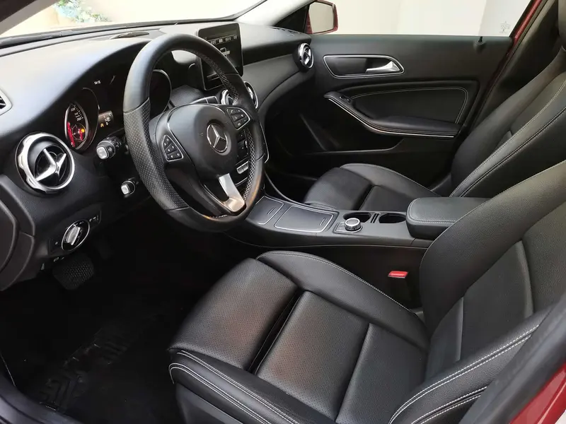 Mercedes-Benz GLA 2017 GLA 200 Dynamic