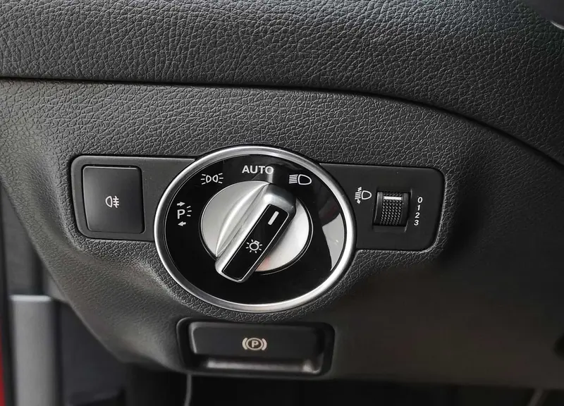 Mercedes-Benz GLA 2017 GLA 200 Dynamic