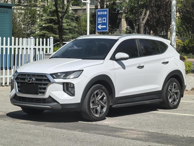 Hyundai Tucson 2019 280TGDi DCT 2WD Smart Connected China VI