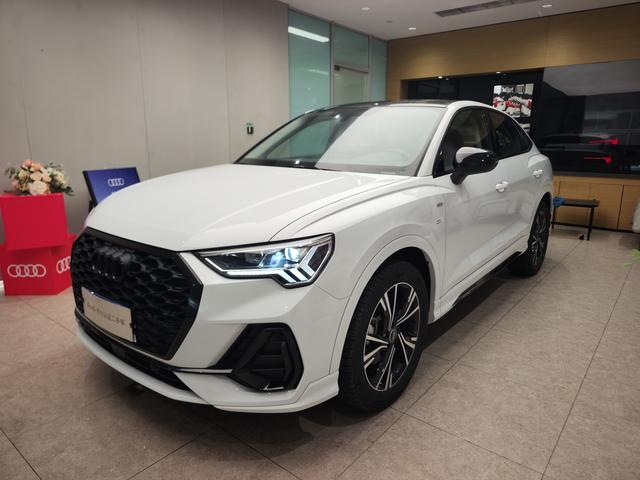 Audi Q3 Sportback 2023 40 TFSI Fashion