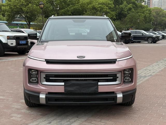 Geely ICON 2023 1.5TD Chocolate