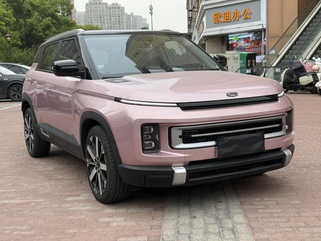Geely ICON 2023 1.5TD Chocolate