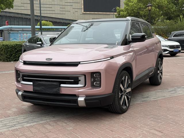 Geely ICON 2023 1.5TD Chocolate