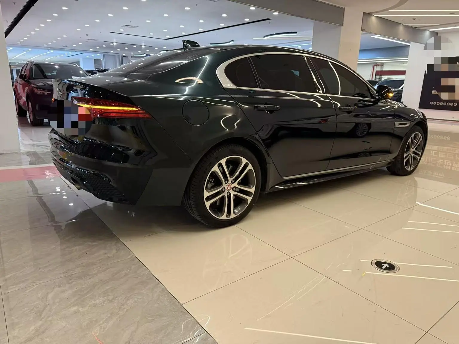 Jaguar XEL 2023 2.0T 250PS R-DYNAMIC S Progressive Sport