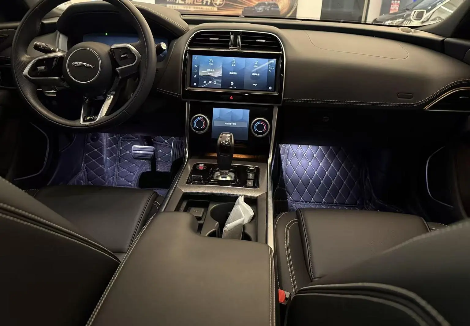 Jaguar XEL 2023 2.0T 250PS R-DYNAMIC S Progressive Sport