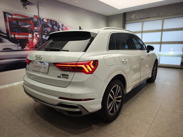 Audi Q3 2021 35 TFSI Progressive Dynamic