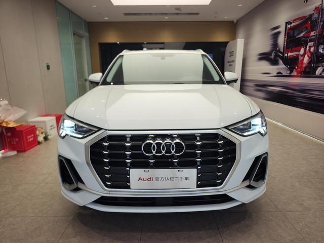 Audi Q3 2021 35 TFSI Progressive Dynamic