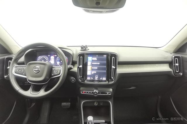 Volvo XC40 2021 T4 4WD Vision Luxury