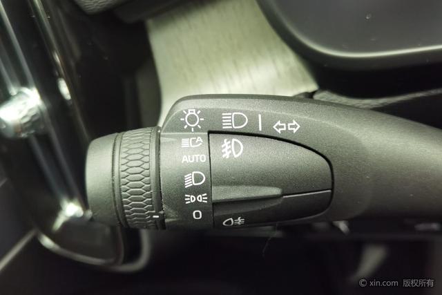 Volvo XC40 2021 T4 4WD Vision Luxury