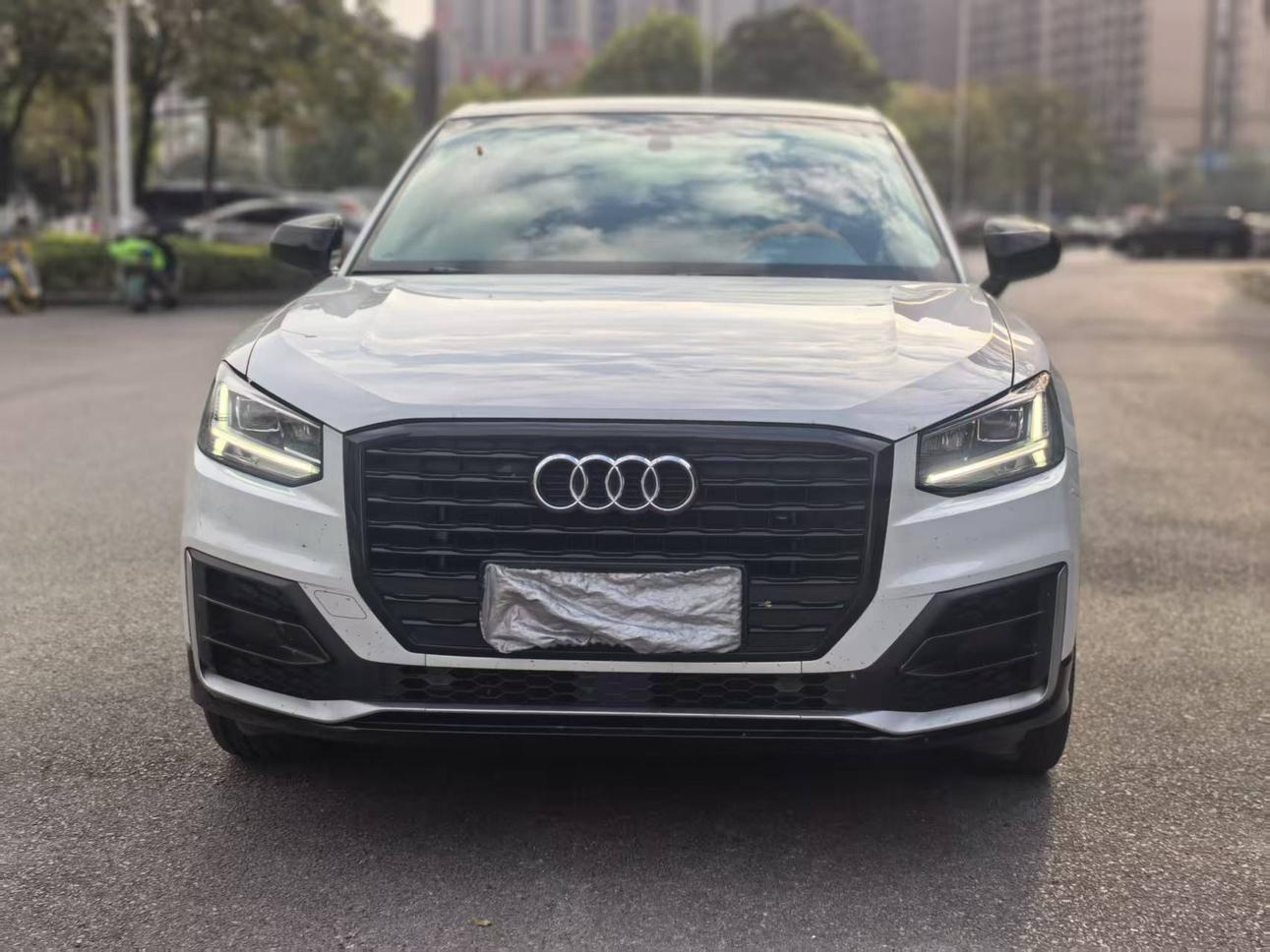Audi Q2L 2021 35TFSI Dynamic Fashion
