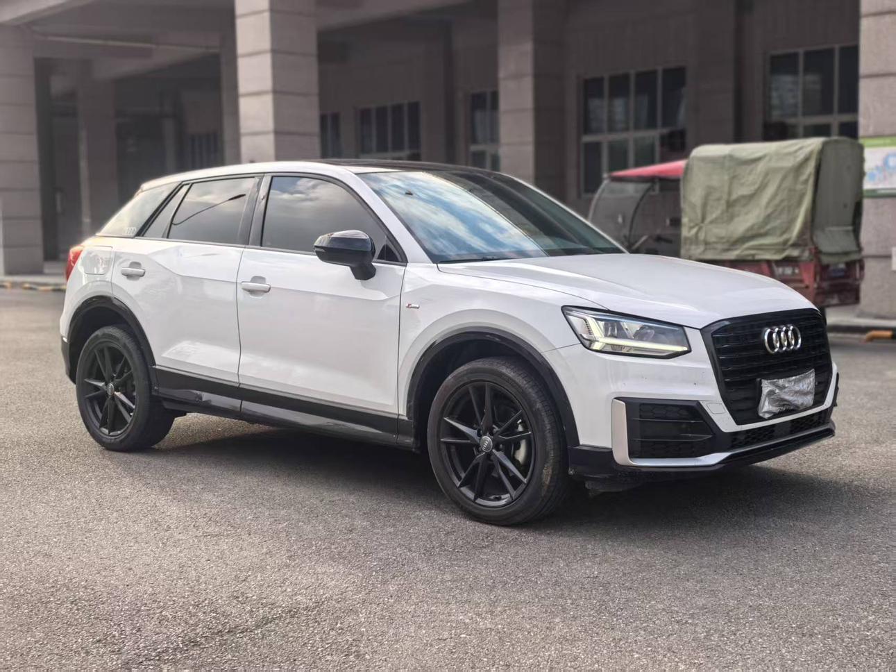 Audi Q2L 2021 35TFSI Dynamic Fashion