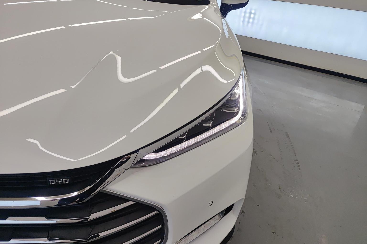 BYD Tang 2018 2.0T Auto Smart Connected Premium 5 seat China V