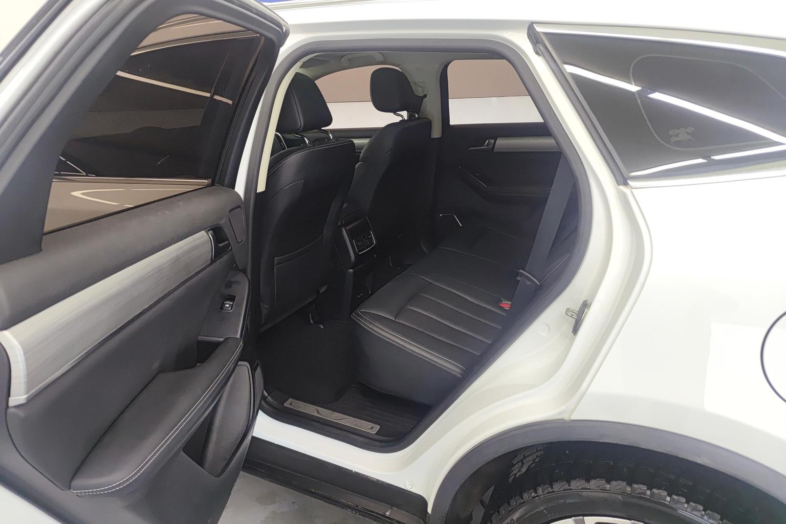 BYD Tang 2018 2.0T Auto Smart Connected Premium 5 seat China V