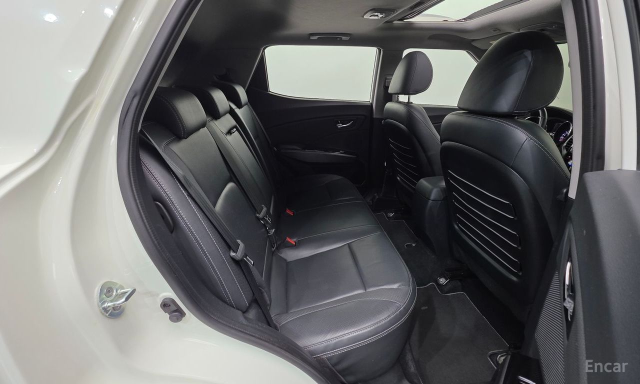 KG Mobility (Ssangyong) Tivoli Diesel LX 2WD 2017