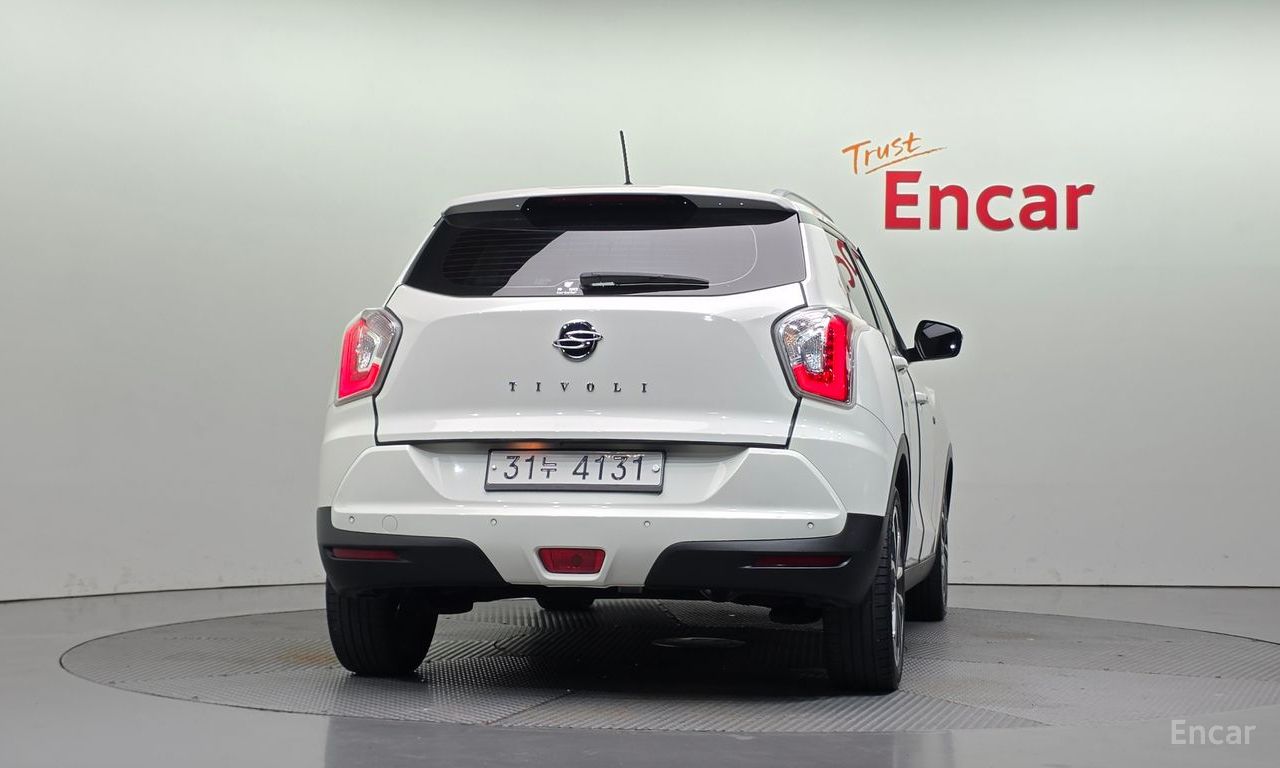 KG Mobility (Ssangyong) Tivoli Diesel LX 2WD 2017