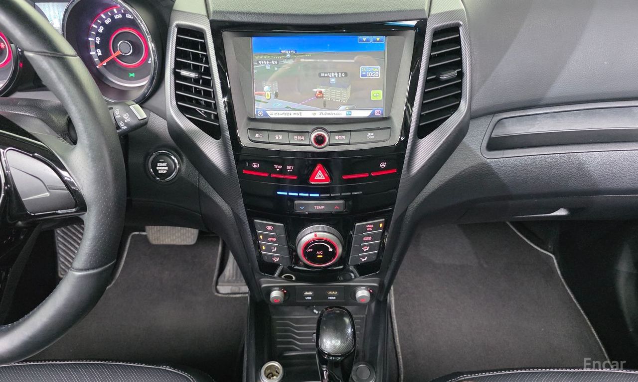 KG Mobility (Ssangyong) Tivoli Diesel LX 2WD 2017