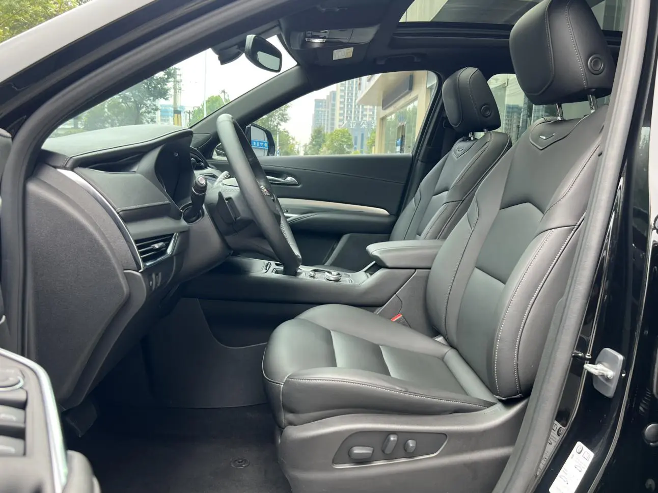 Cadillac XT4 2021 28T 2WD Leading