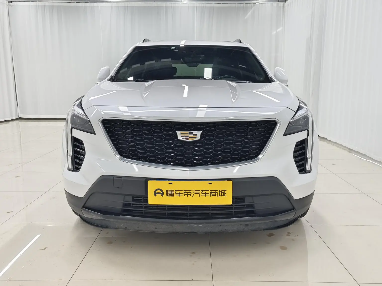 Cadillac XT4 2018 28T 4WD Sport