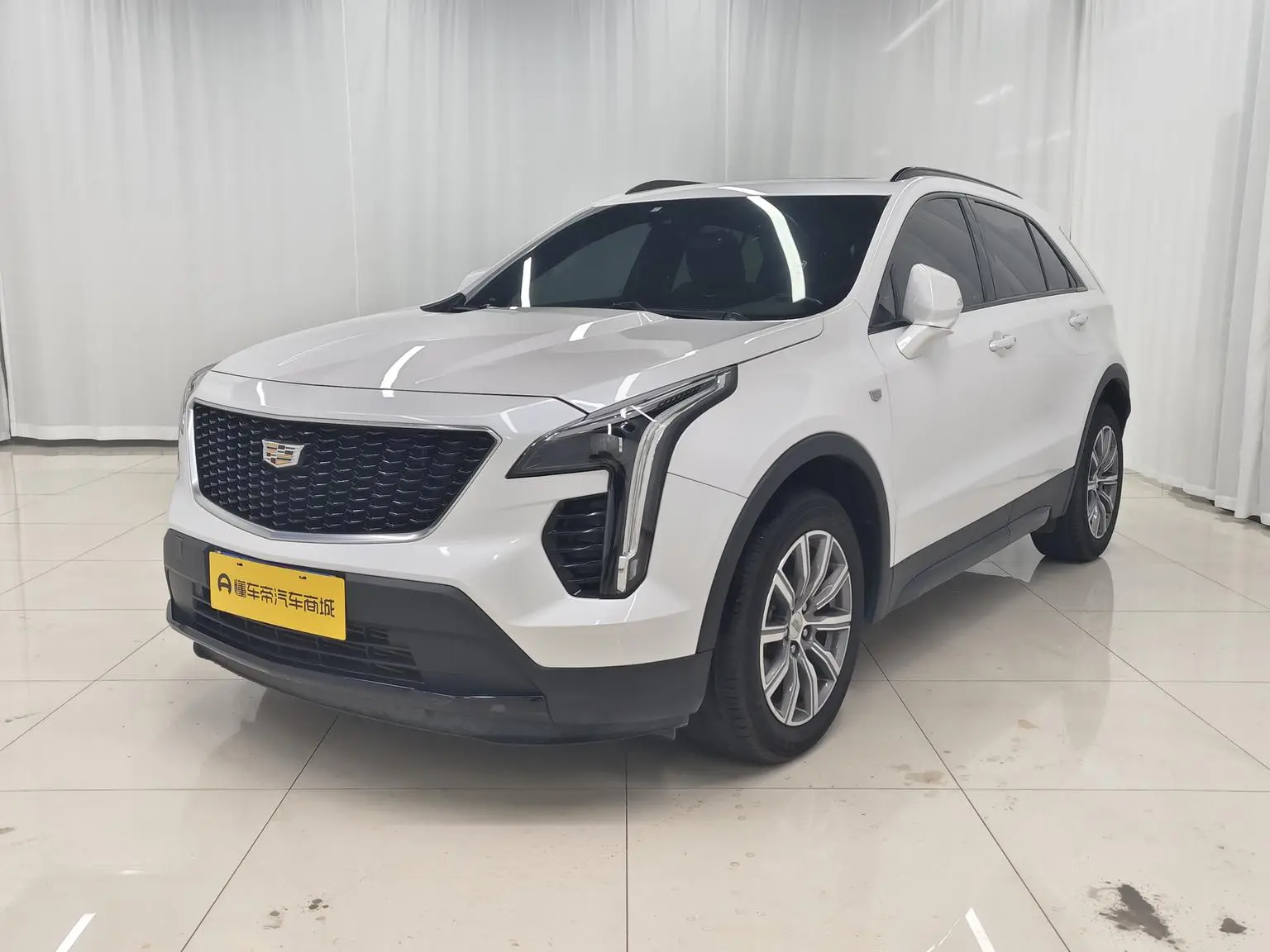 Cadillac XT4 2018 28T 4WD Sport