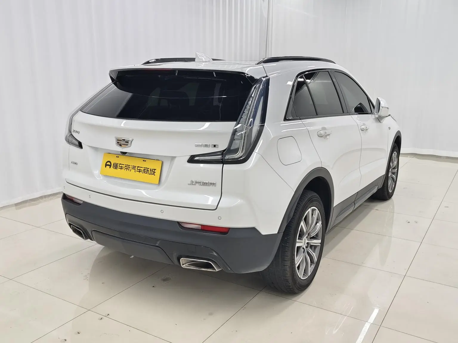 Cadillac XT4 2018 28T 4WD Sport