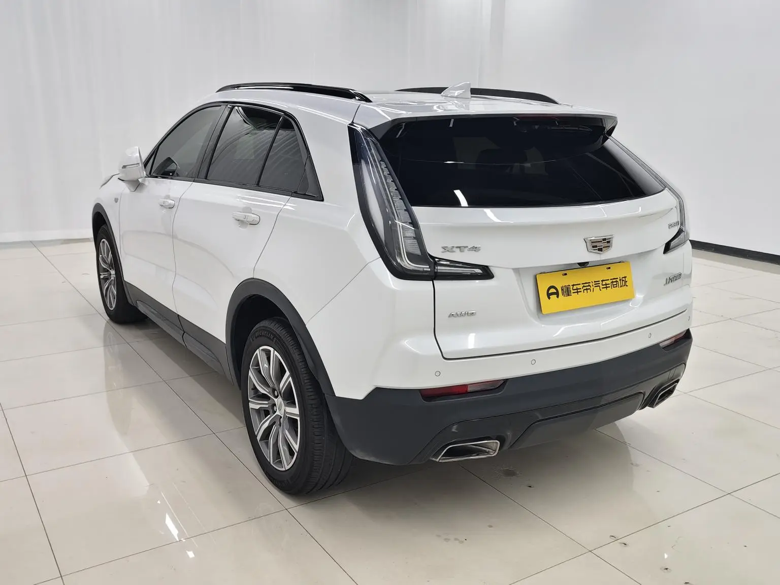 Cadillac XT4 2018 28T 4WD Sport