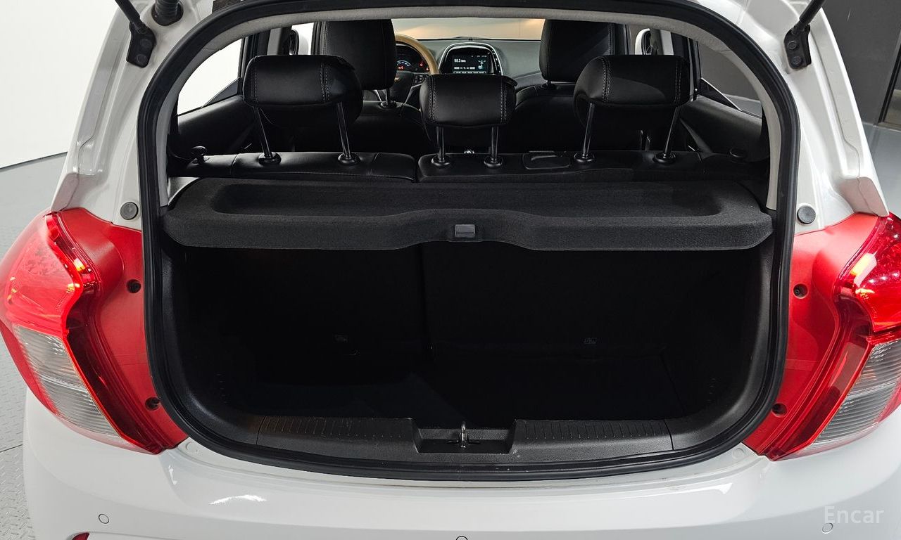 Chevrolet (GM Daewoo) The Next Spark LT 2017