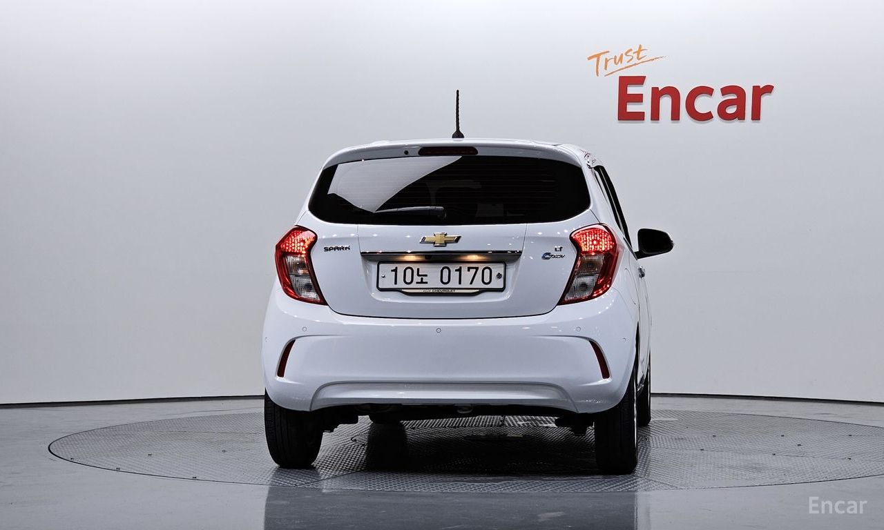 Chevrolet (GM Daewoo) The Next Spark LT 2017
