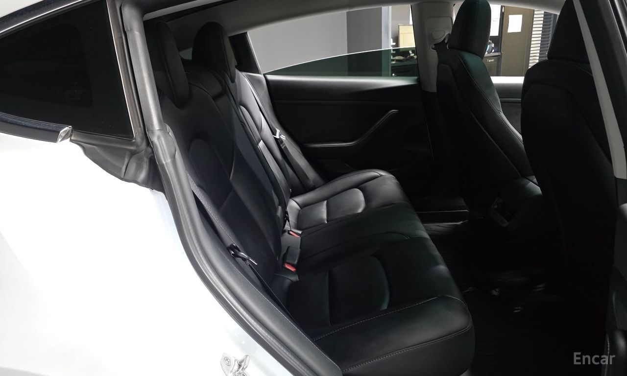 Tesla Model 3 Standard Range Plus RWD 2020