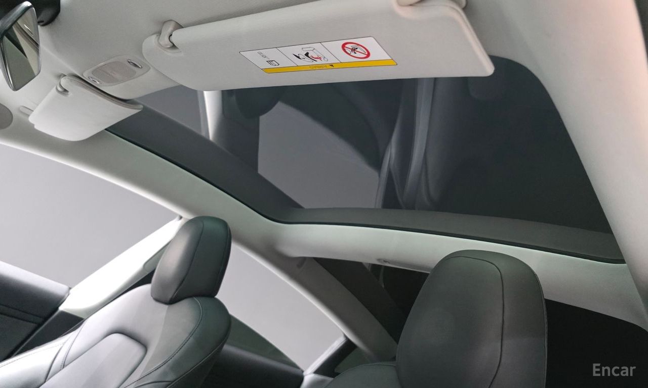Tesla Model 3 Standard Range Plus RWD 2020